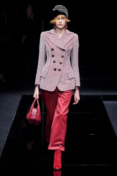 Look 49